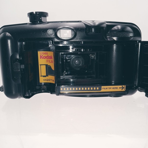 Kodak‎ KB10 Point & Shoot Compact Film Camera 35mm Powers Up With Carrying Case - Picture 11 of 16